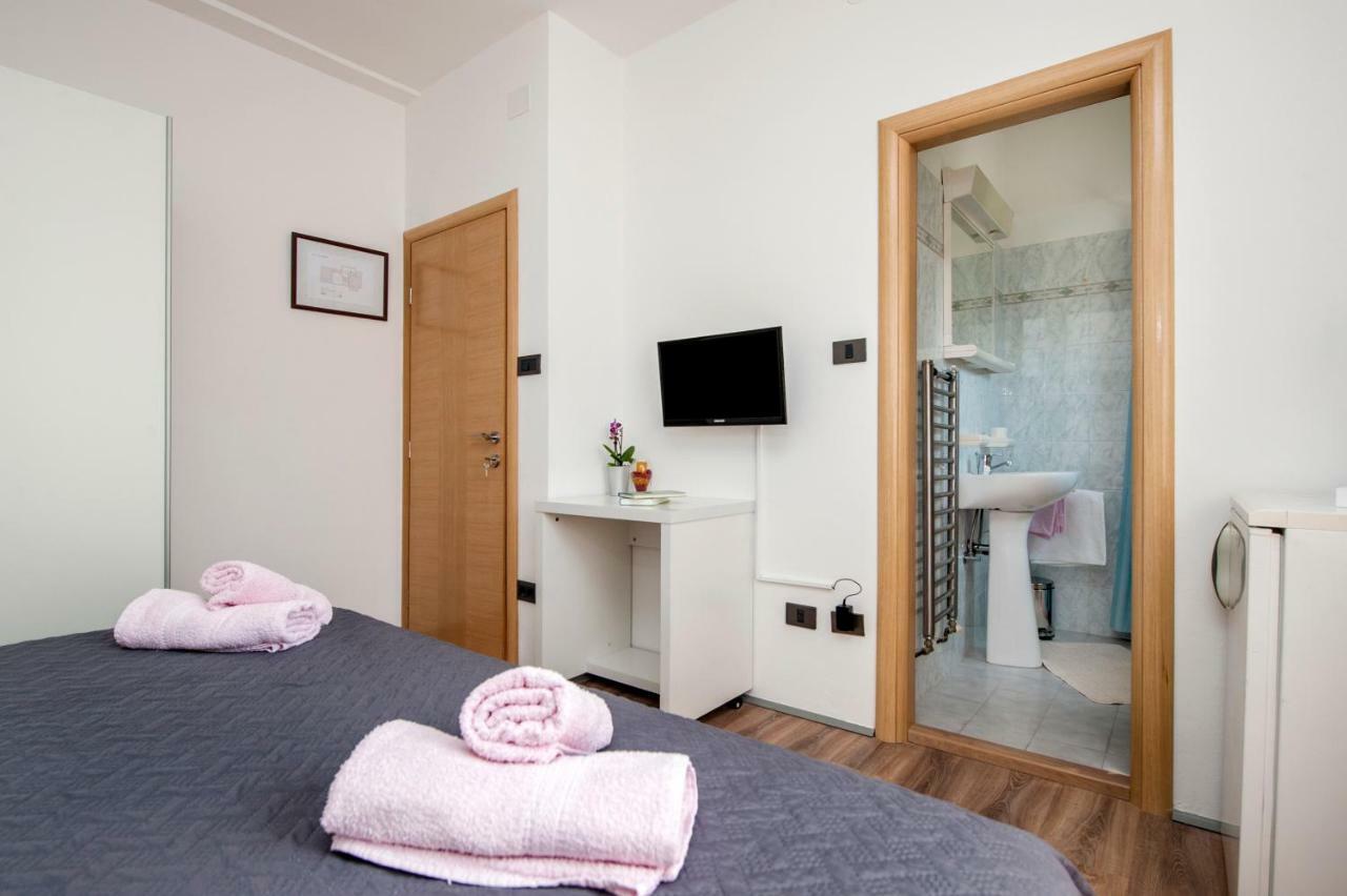 Rooms Mariana Ровінь Екстер'єр фото